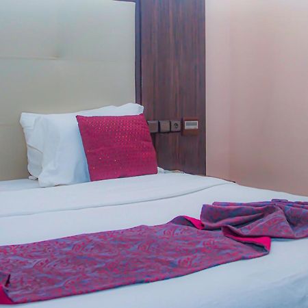 דקר Hotel Fleur De Lys Almadies מראה חיצוני תמונה