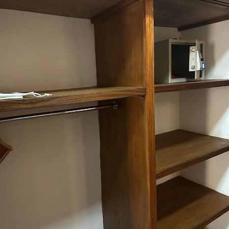דקר Hotel Fleur De Lys Almadies מראה חיצוני תמונה