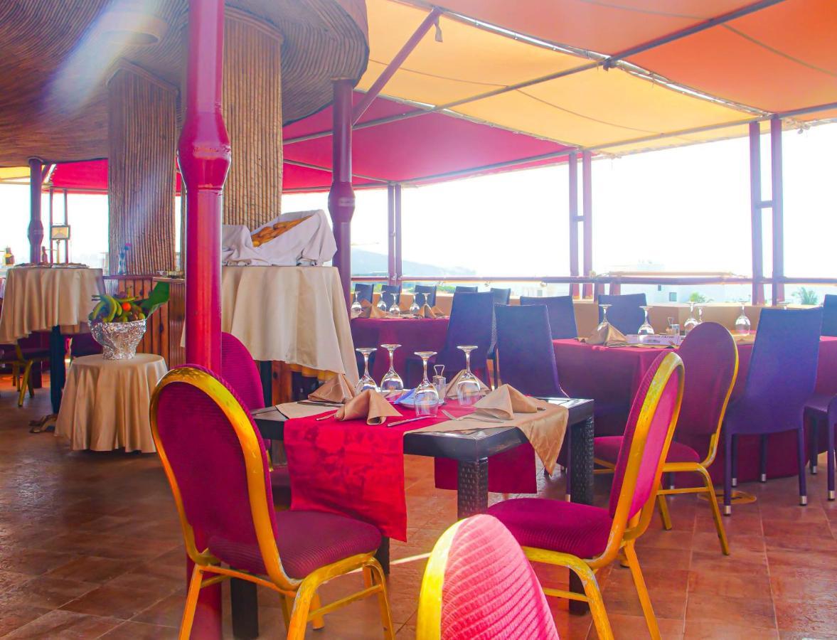 דקר Hotel Fleur De Lys Almadies מראה חיצוני תמונה