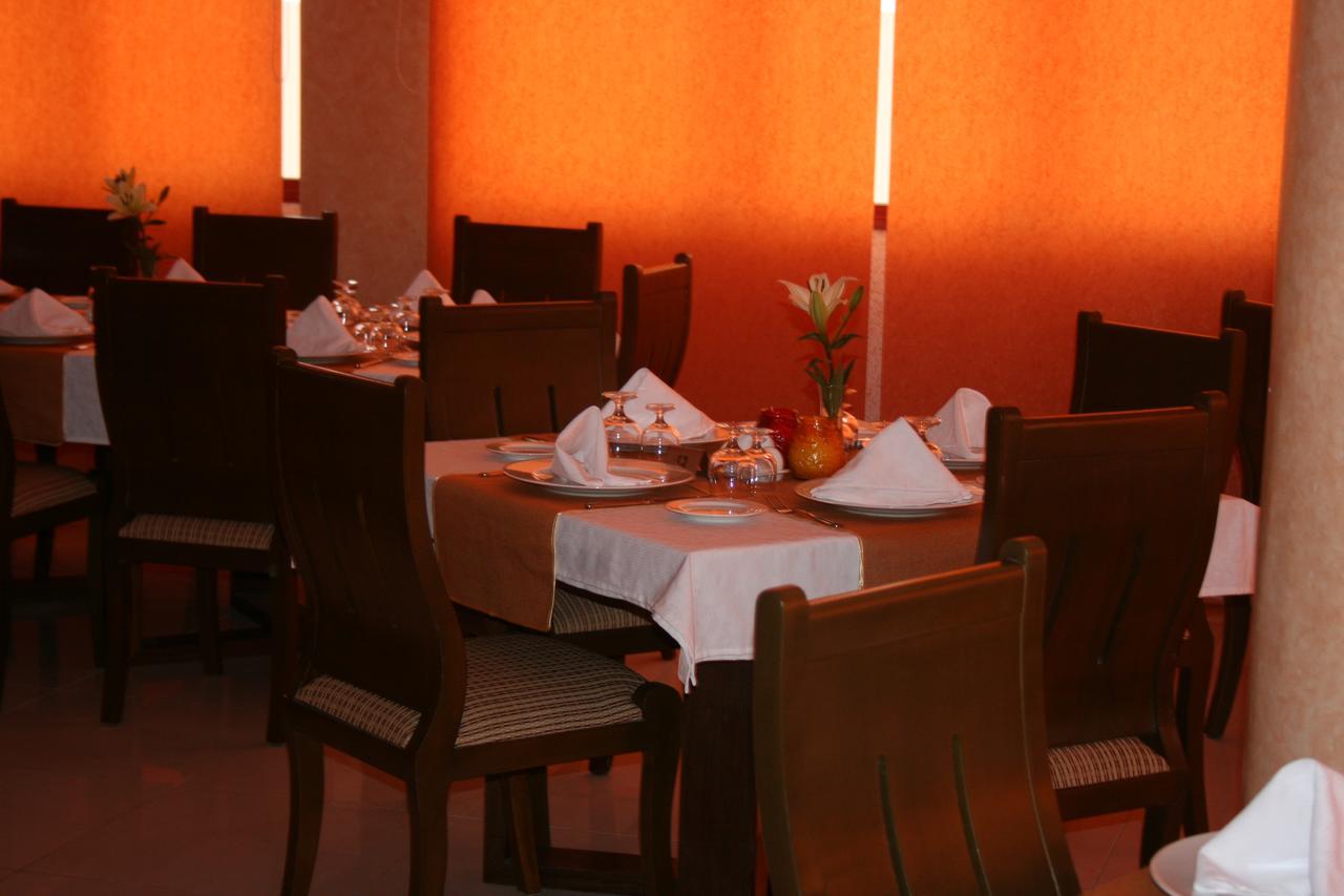 דקר Hotel Fleur De Lys Almadies מראה חיצוני תמונה